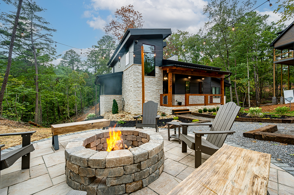 ThunderSplash Gatlinburg - Luxe Living STR Properties