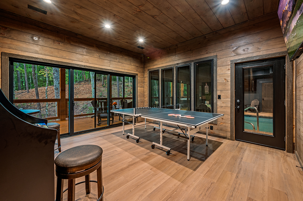 ThunderSplash Gatlinburg - Luxe Living STR Properties